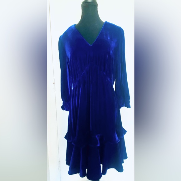 Gabby Skye - Tiered Ruffle Velvet Dress - Picture 2 of 7